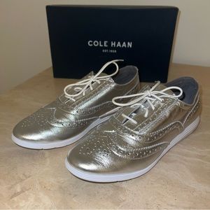 Cole Haan Women’s Grand Tour Oxford Silver - Size 7.5